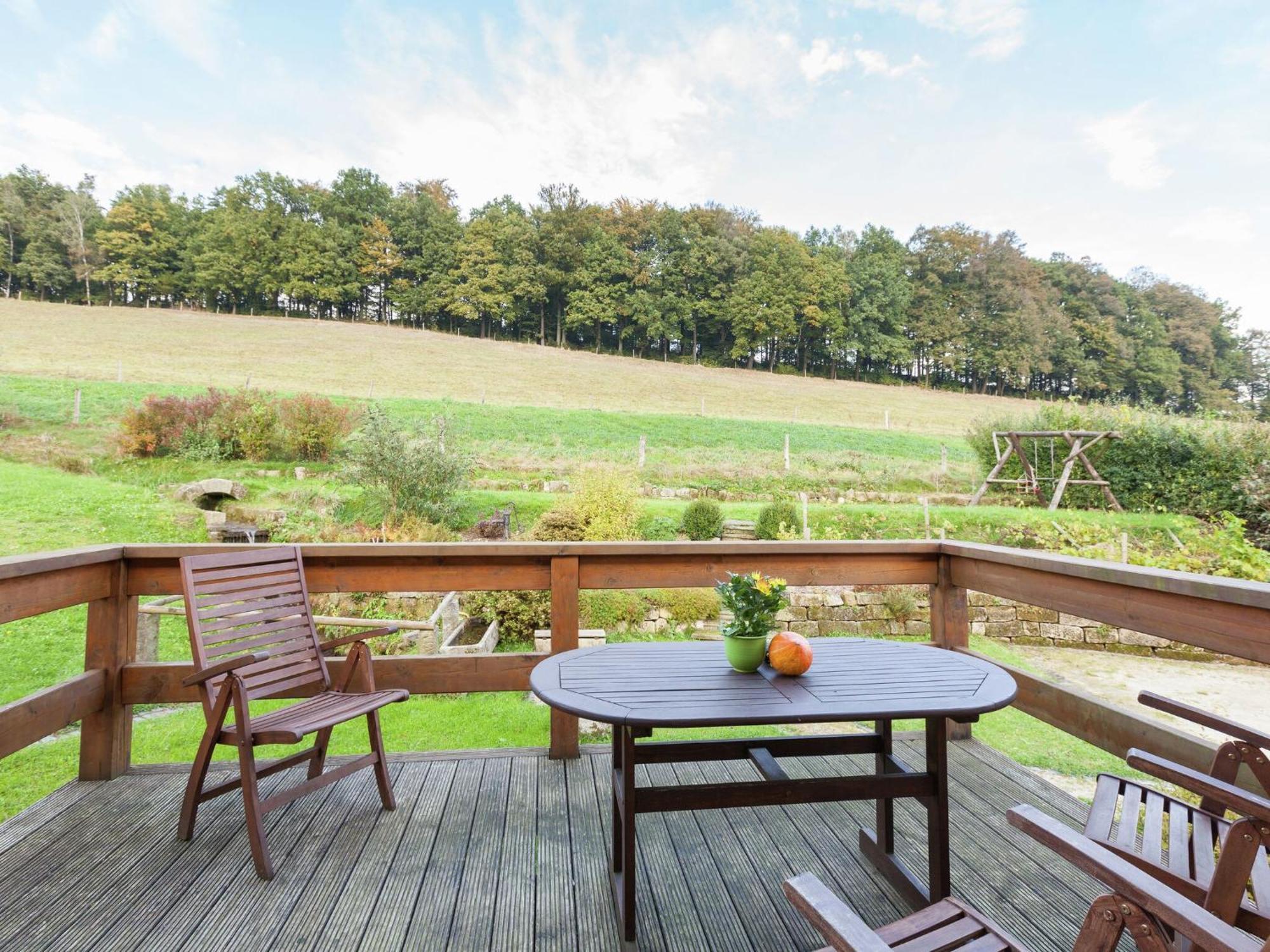 Charming Holiday Home In Hohnstein Ot Lohsdorf ภายนอก รูปภาพ