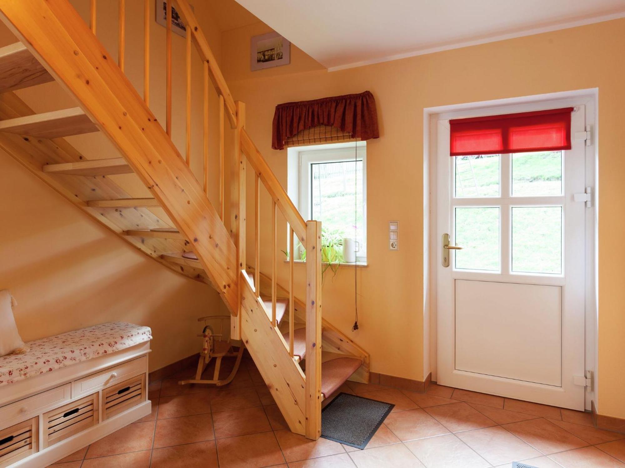 Charming Holiday Home In Hohnstein Ot Lohsdorf ภายนอก รูปภาพ
